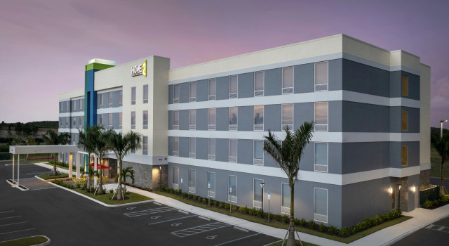 Home2 Suites by Hilton Fort Myers Airport