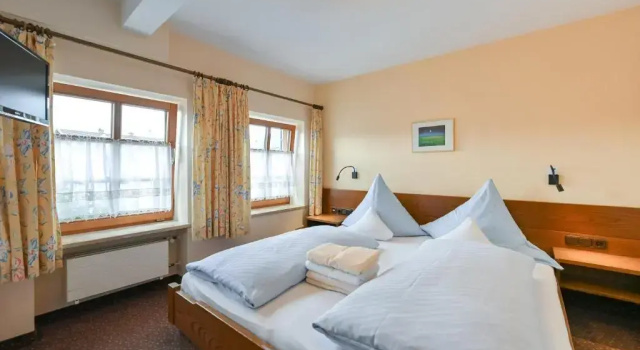 Семейный номер Standard Hotel Weinbauer