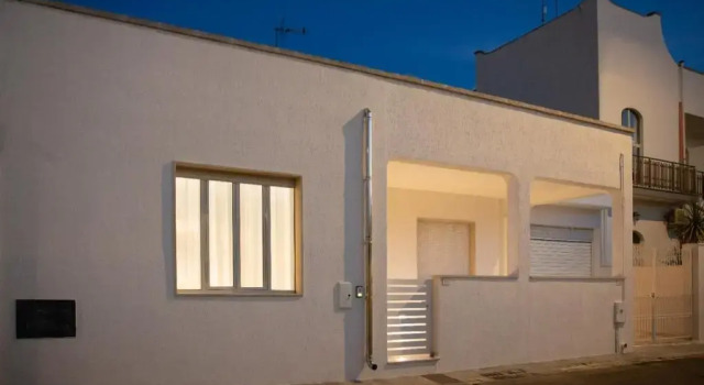 east coast house, Book Hotel Hotels in Poggiardo with Parking, Parking