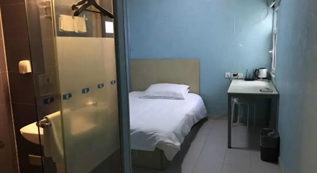 Одноместный номер Standard Bestay Hotel Express Urumqi Hongshan Branch