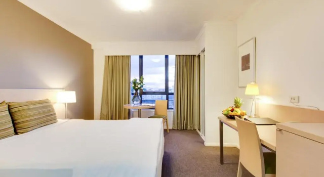 Студия с видом на реку Oakbridge Hotel & Apartments