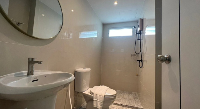 Четырёхместный номер Standard Herma Hotel