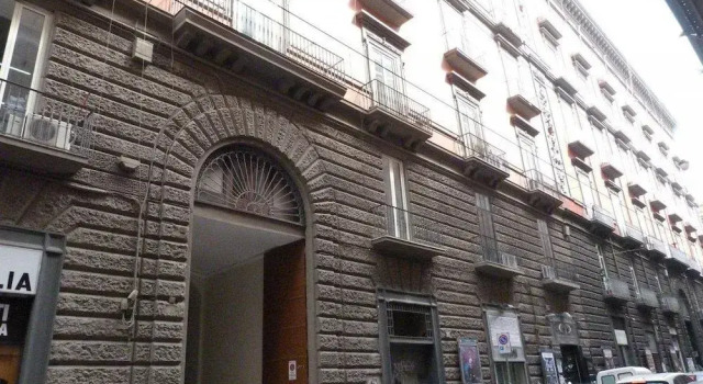 Il Ventre Di Napoli " Costantinopoli", Забронировать Отель «постель и завтрак» Неаполь - исторический центр Неаполь, рядом с Ospedale degli Incurabili