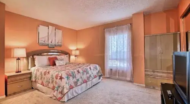 440 West 808N