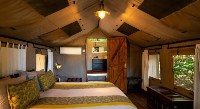 Standard Doppel Zimmer Ichingo Chobe River Lodge
