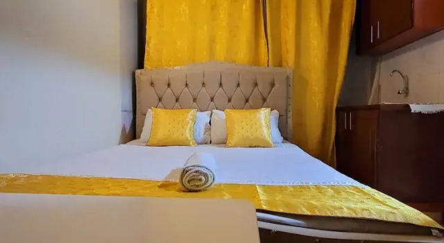 Sunrise Suites