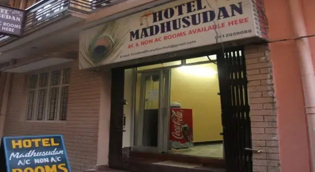 Hotel Madhusudan, Rezervovat Hotel Rišikéš Uttarakhand