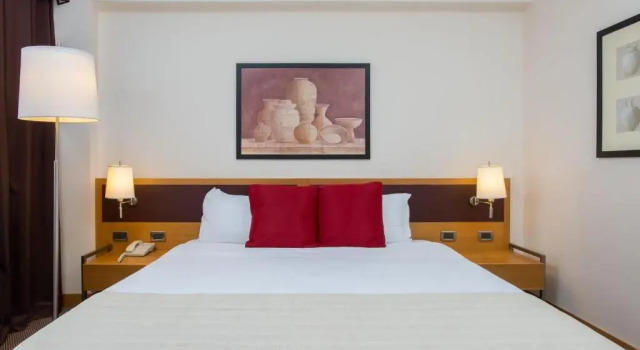 Двухместный номер Standard Plaza Caserta