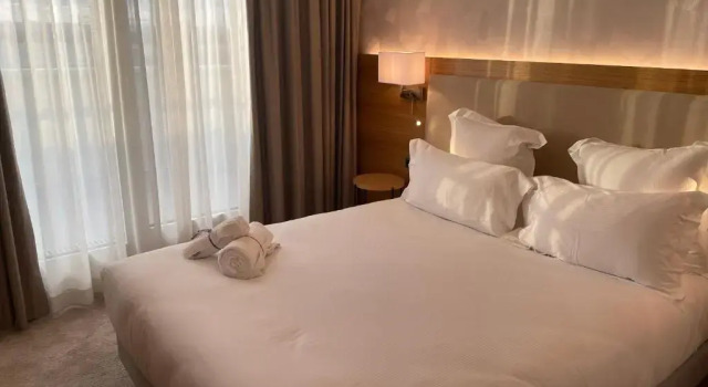 Люкс Brit Hotel Paris Orly Rungis