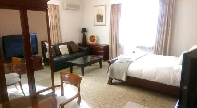 Двухместная студия Deluxe Country Plaza Motel
