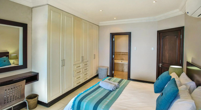 504 Ballito Manor View-Luxury home on the main beach