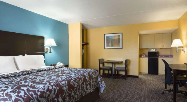 Двухместный номер Standard Days Inn by Wyndham Conway