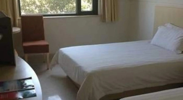 Jinjiang Inn Shanghai Baoshan Shengqiao, Varaa Hotelli Baoshan Shanghai