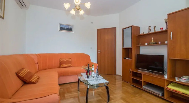 Apartment Mera, Забронировать Апартаменты/квартира Севид Trogir Riviera