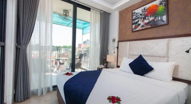 Двухместный номер Deluxe с балконом Bella Rosa Hotel & Travel