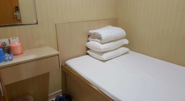 Lung Wa Hotel, Забронировать Отель Яучимвон Гонконг, рядом с Торговый центр Langham Place