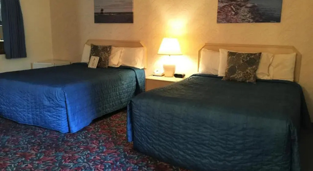 Двухместный номер Standard Cedar Motor Inn