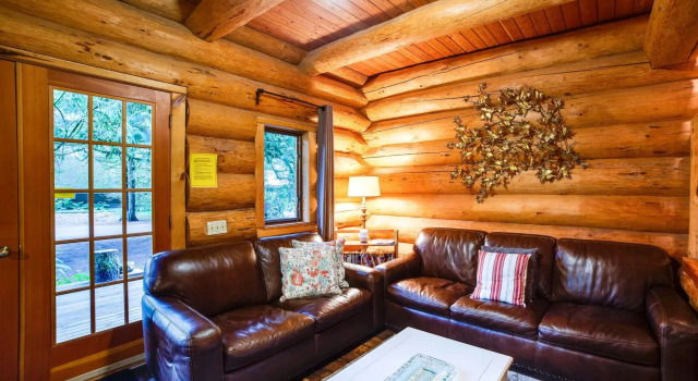 10SL Log Cabin at its Best!, Rezerwuj Dom wakacyjny Glacier Stany Zjednoczone