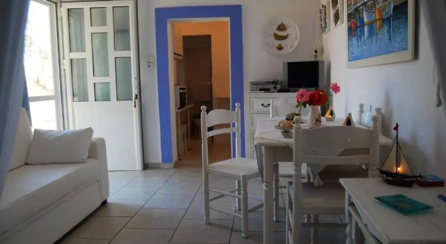 KILLINI COTTAGE STUDIO the small cyclades, Book Vacation Home Cottages in Periphery of Western Greece, Cottage