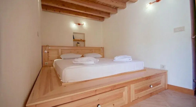 Apsara Suites, Забронировать Отель Отели Каякей с бассейном, Бассейн