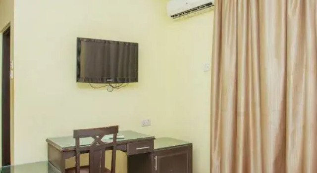 Номер Standard Sleep Inn Hotel - Kariakoo
