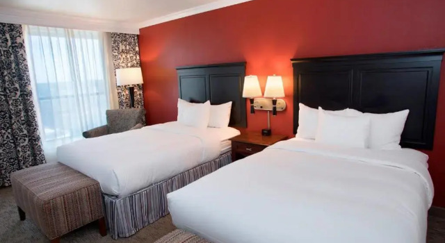 Четырёхместный номер Deluxe President Abraham Lincoln - A Doubletree by Hilton Hotel