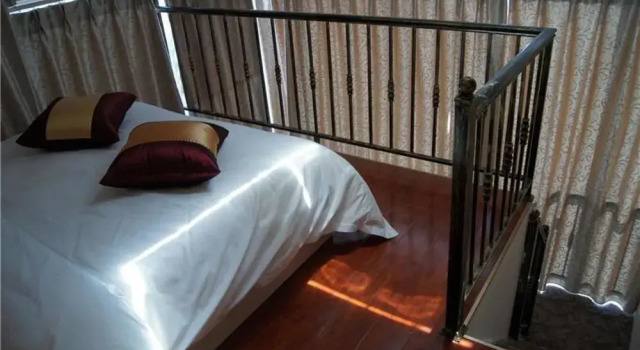 Kunming Yuelai Yue Hotel(昆明玺莱悦酒店), Buchen Sie Hotel Chenggong Kunming