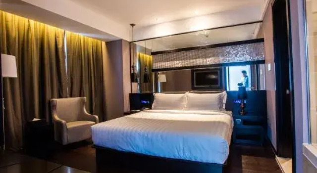 Двухместный люкс Deluxe Orange Crystal Hotel Changzhou Dinosaur Park