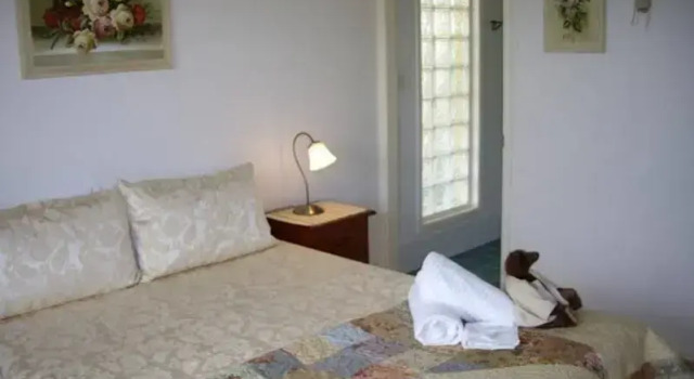 Alexander Lakeside Bed & Breakfast, Buchen Sie Hotel Hotels in Queensland mit Parkplatz, Parkplätze