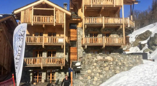 Номер Standard Black Diamond Sainte Foy Chalets