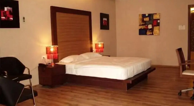Camera Executive Hotel MD's Continental