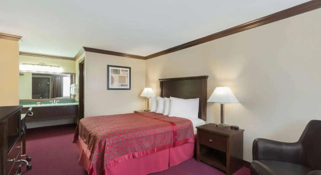 Двухместный номер Standard Days Inn by Wyndham Auburn