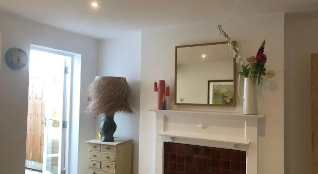 Коттедж Boutique City Centre Home