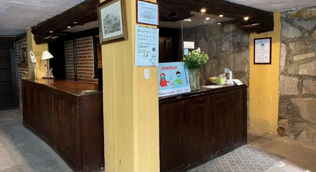 Hostal Casa de las Margaritas, Забронировать Отель Отели Сакатекас с парковкой, рядом с Zacatecas Cathedral, Парковка