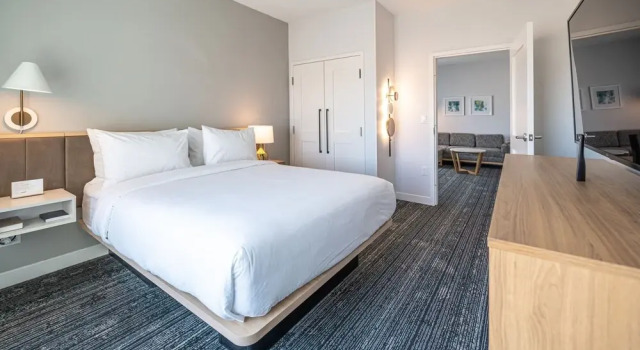 Люкс TownePlace Suites by Marriott Las Vegas North I-15