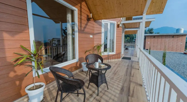 SaffronStays Cottage Glade, Dehradun - luxury wooden cottage