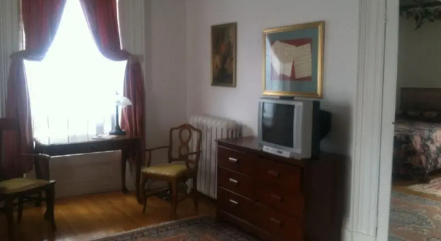 Inn by the Rose Garden, Varaa Hotelli  