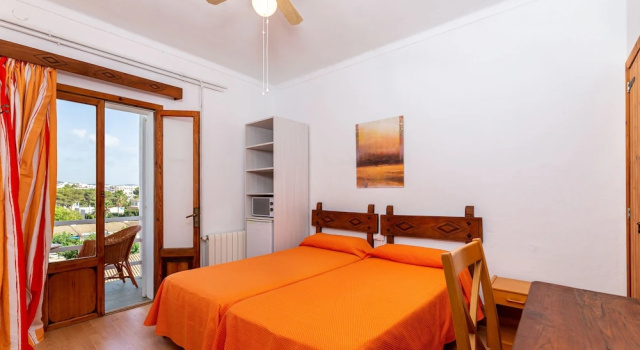 Двухместный номер Standard с балконом Hostal Residencia San Francisco