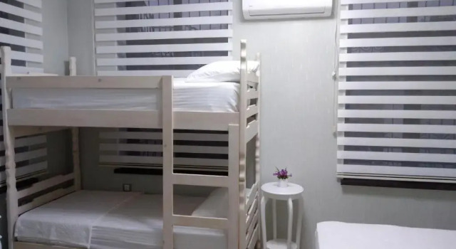 Esmeralda Guest House, Забронировать Гостевой дом Отели Гагрский района с парковкой, Парковка