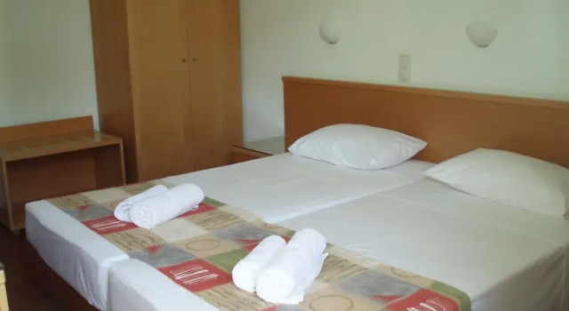 Двухместный номер Standard с балконом Nafsika Hotel
