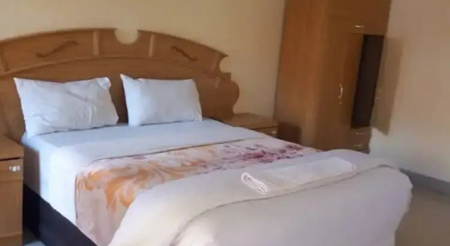 Kamuboola Lodge, Prenota Hotel Choma Meridionale