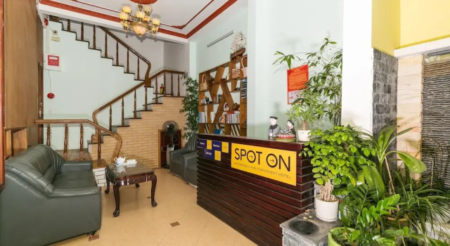 SPOT ON 691 Little England Homestay, Prenota Hotel Da Nang Da Nang