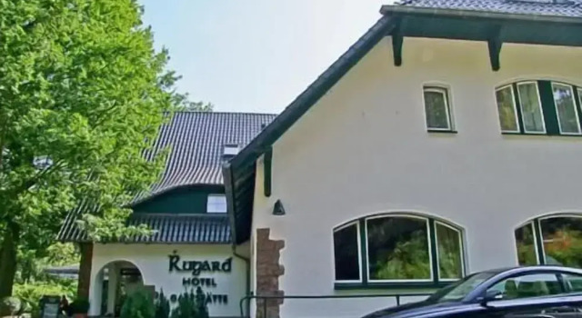 Hotel am Rugard, Забронировать Отель Берген-на-Рюгене земля Мекленбург-Передняя Померания