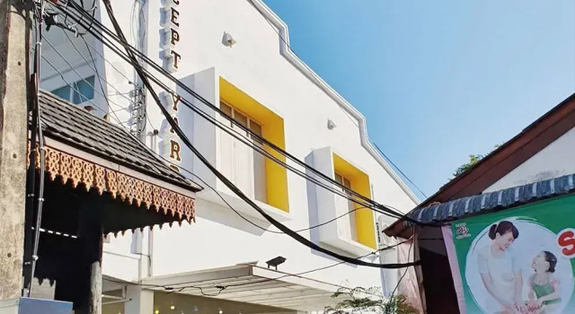 Concept Yard Chiangrai - Adults Only - Hostel, Забронировать Хостел Отели Чианграй с завтраком, рядом с Часовая башня Чианг Рай, Завтраки