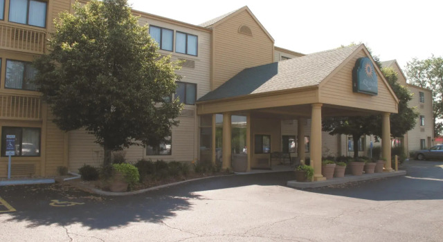 Номер Standard La Quinta Inn Kansas City North