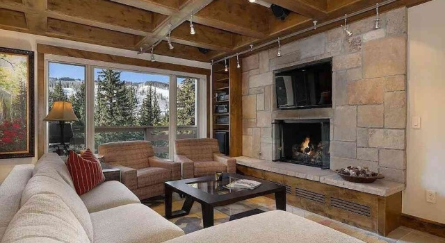 Treetops 4e 3 Bedroom Condo