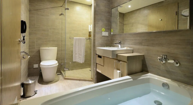 Четырёхместный номер Standard с балконом Two Tails Hotel Taipei