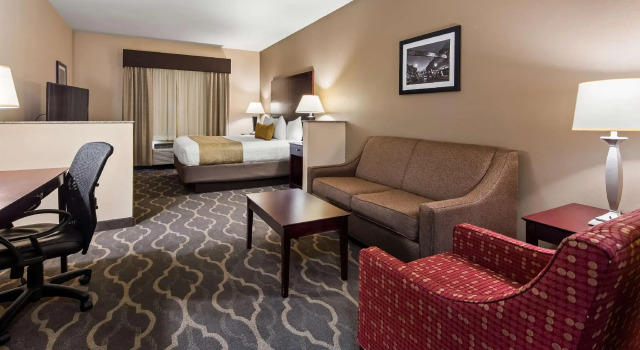 Двухместный полулюкс Best Western Plus Burleson Inn & Suites