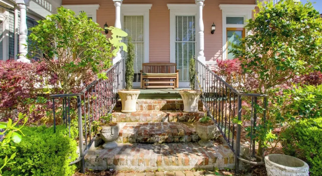 Historic Townhome - 2 Mi to French Quarter!, Забронировать Отель Отели Нового Орлеана 4 звезды, рядом с Сити-Парк, 4*