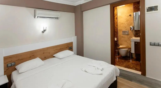 Двухместный номер Standard Green Peace Hotel